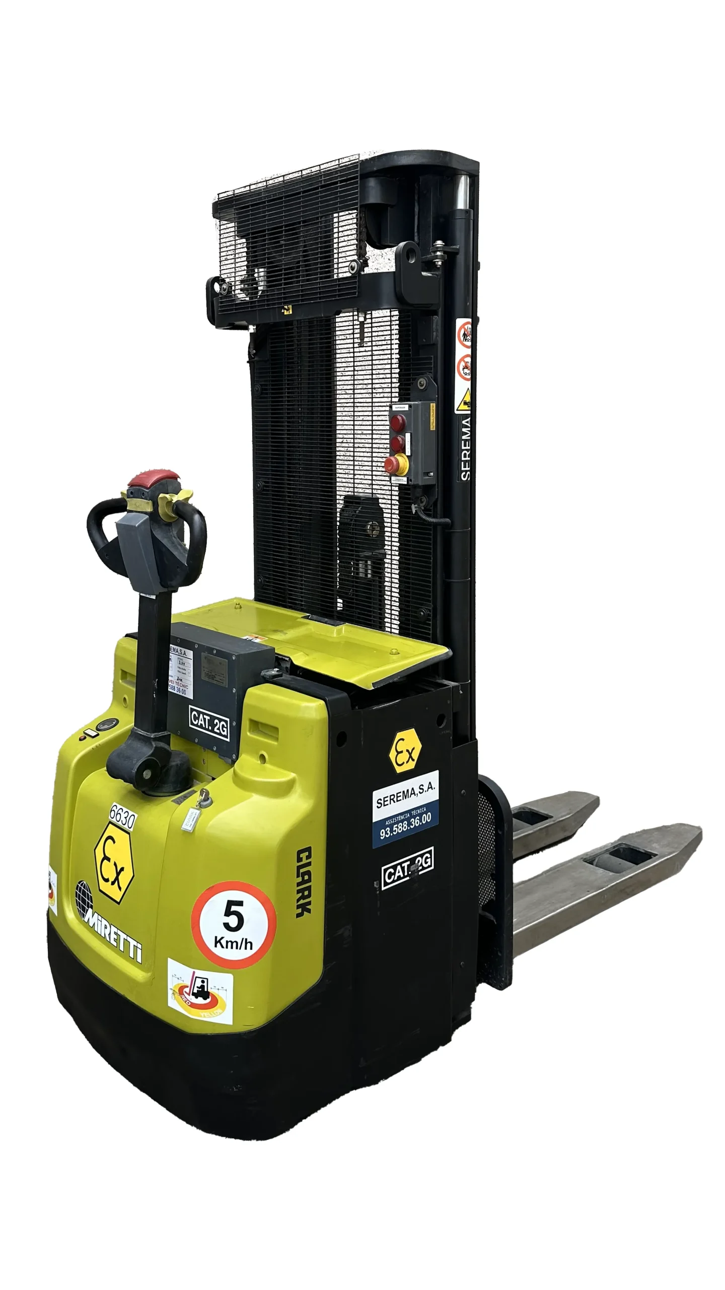 Apilador eléctrico ATEX CLARK SX16 en vista frontal con su estructura extendida.