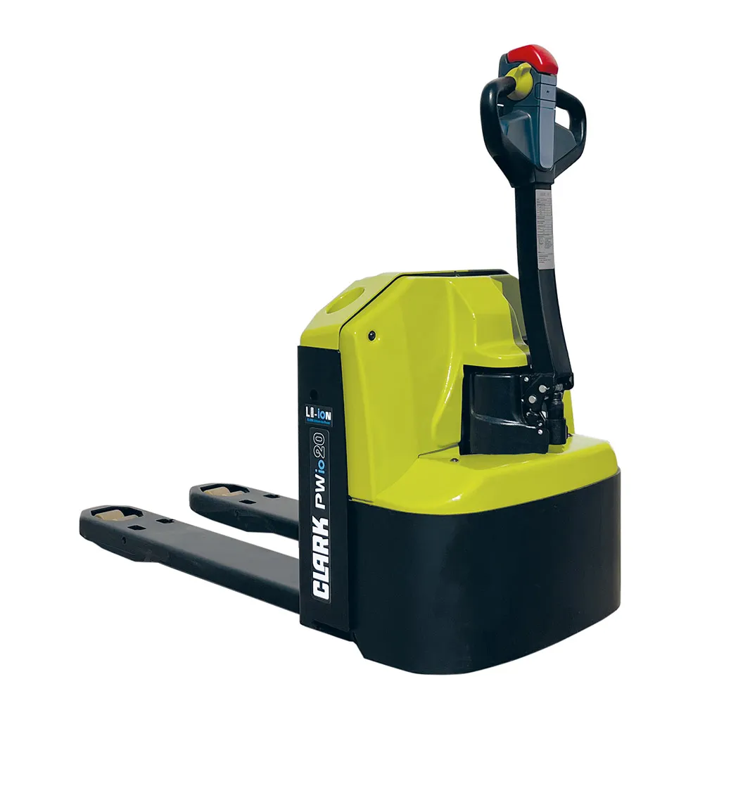 Transpaleta eléctrica CLARK PWio20 con batería de iones de litio, diseñada para mover hasta 2.000 kg en espacios reducidos y temperaturas extremas.