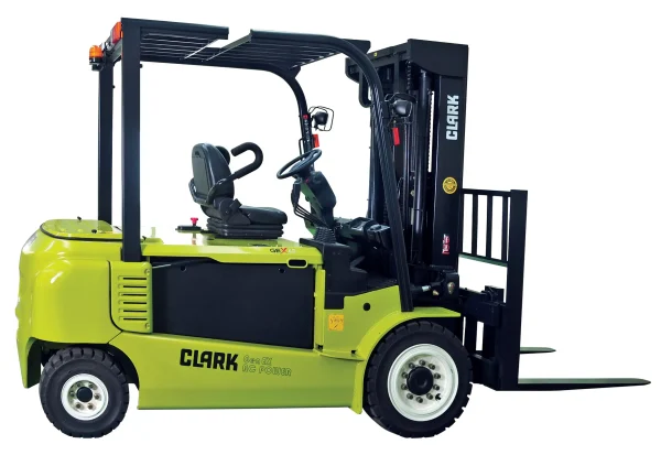 Imagen lateral de la carretilla elevadora eléctrica CLARK GEX40, mostrando su estructura compacta, asiento ergonómico y sistema de elevación.