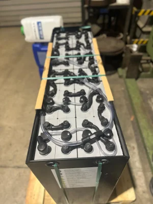 Batería de plomo ácido de carretilla elevadora nueva